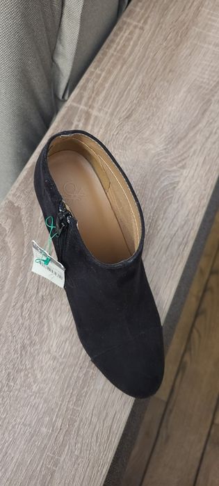 Ботинки, ботильоны Benetton р.37