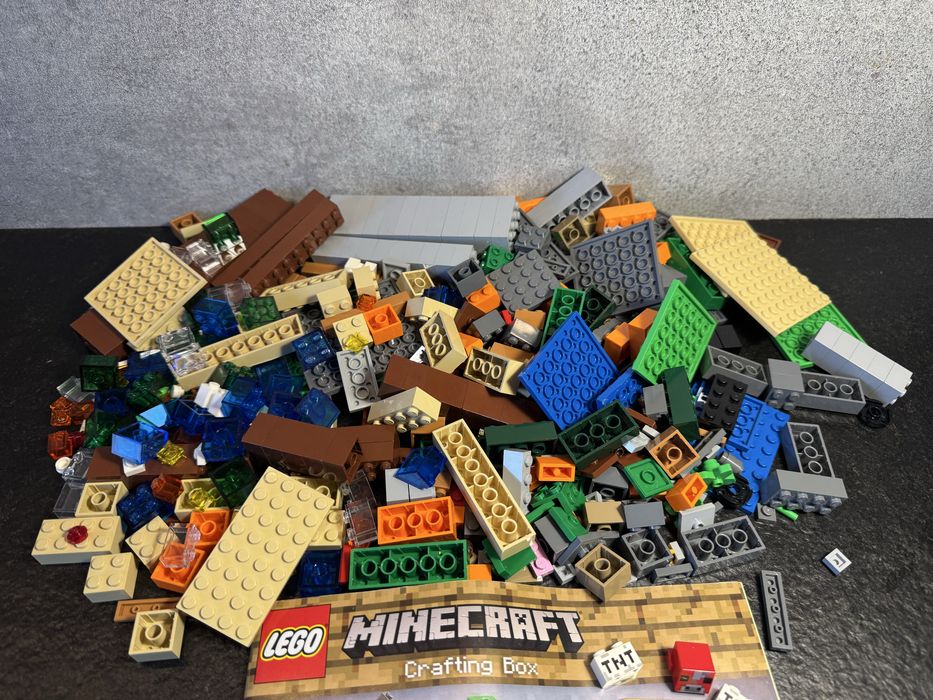 LEGO 21116 Minecraft Crafting Box zestaw kreatywny klocki