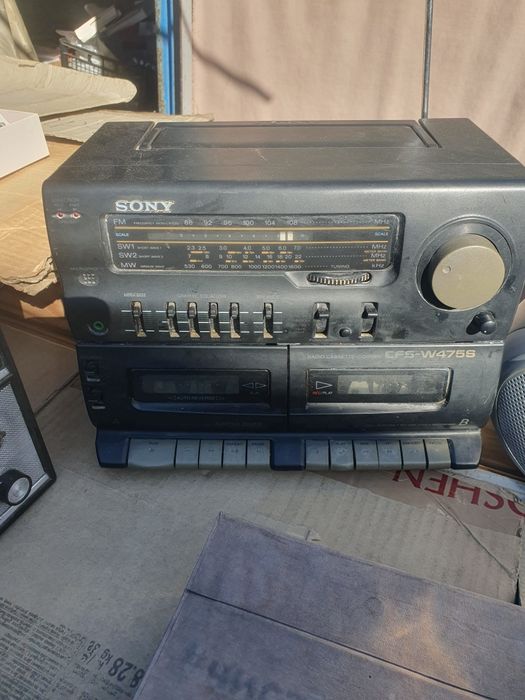 Радіприймач магнітафон SONY W475s робочій