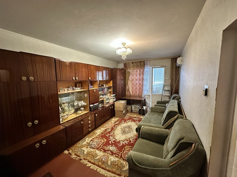 Продам 2-х кімнатну квартиру Озерна 24 11 поверх 2 окремі кімнати Оболонський р-н. м. Героїв Дніпра 3 хвилини