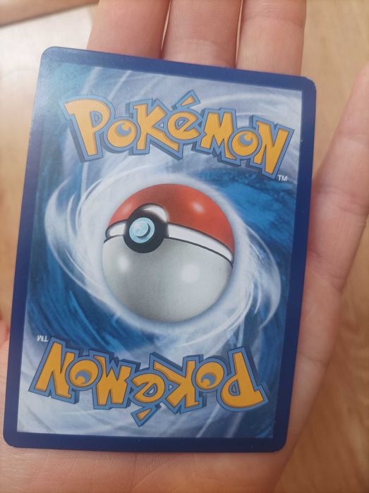 Carta de Pokémon: Charizard Radiante Shiny do Pokémon Go