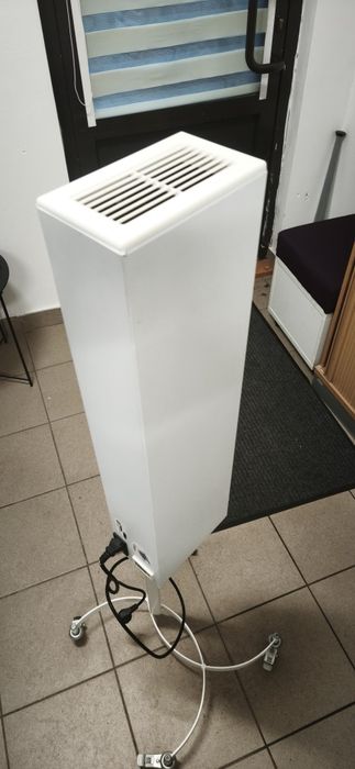 Przepływowa lampa bakteriobójcza UVgun Classic Floor Optotech