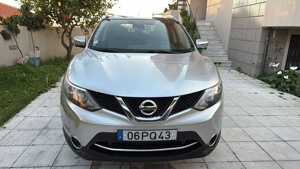 Nissan Qashqai 1.6 dCi Tekna Premium 360º +Xtronic