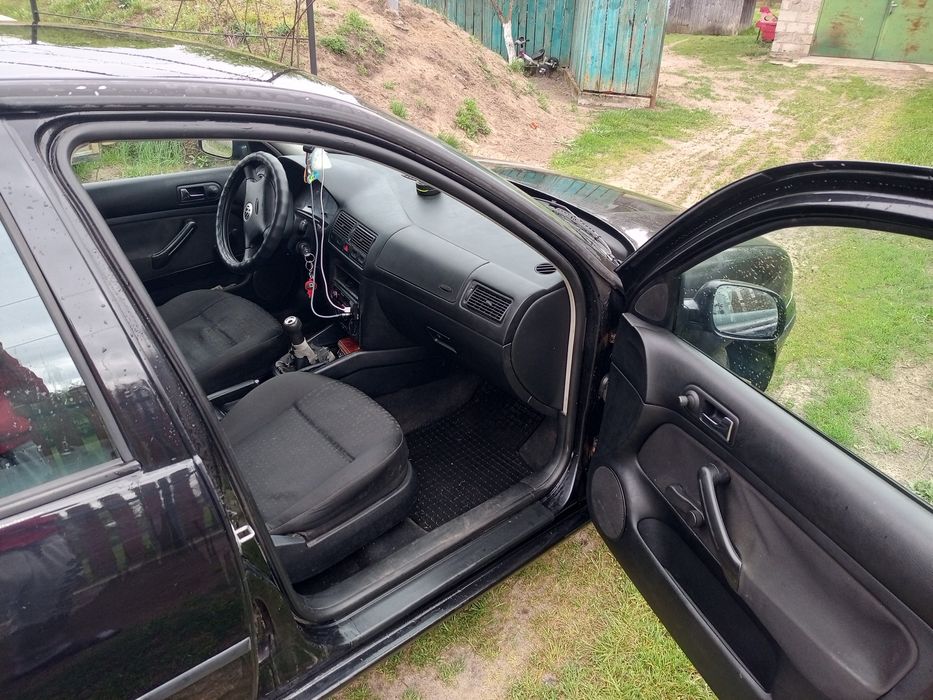 Golf 4 1.6 Benz продам