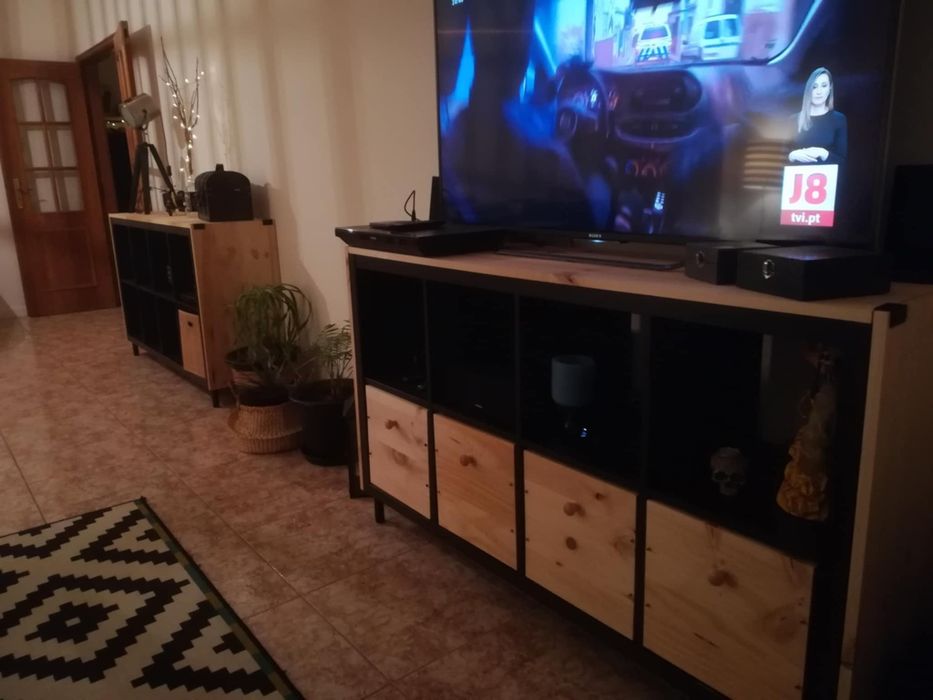 Móvel IKEA transformado, em muito bom estado