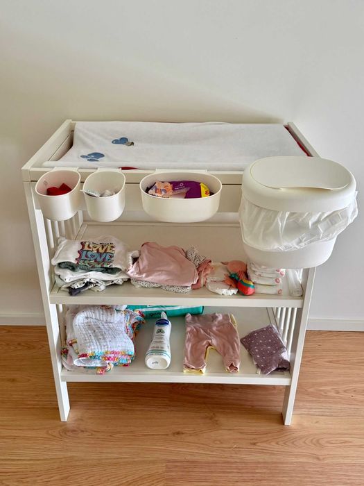 Trocador IKEA + Extras