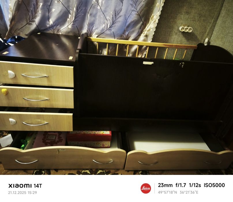 Дитяче ліжко-трансформер