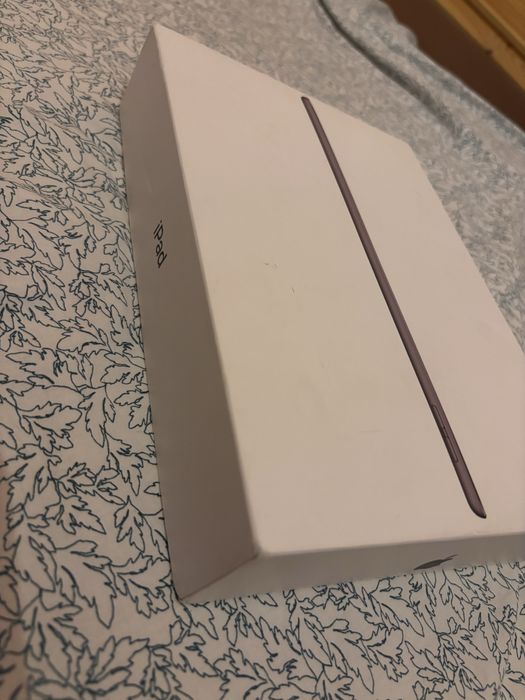 iPad 11, 8.ª Geração 32GB – Estado Impecável (Nunca usado)