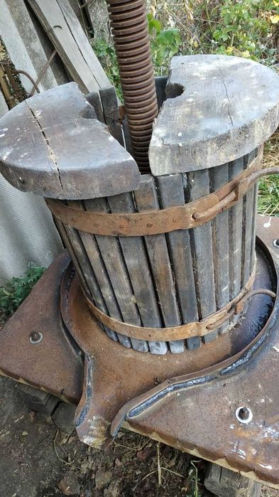 Винний пресс                           .