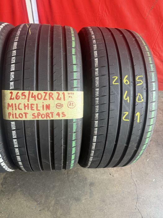 Pneus 265/40/21 + 295/35/21 Michelin + Bridgestone Impecaveis