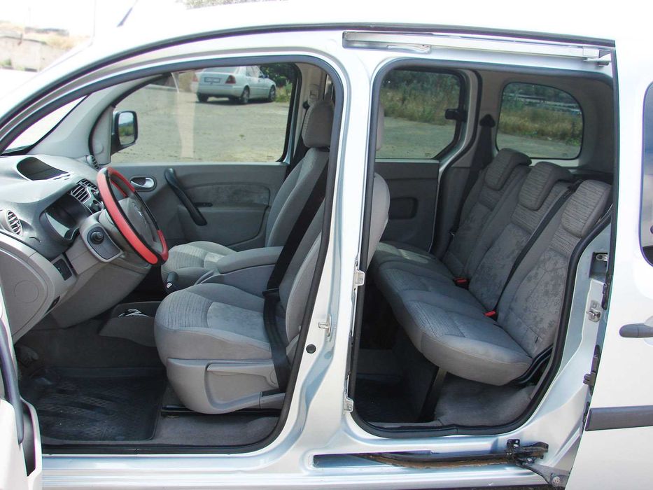 Renault Kangoo заводской пассажир 1.5 дизель механика 6-ст 2008 год