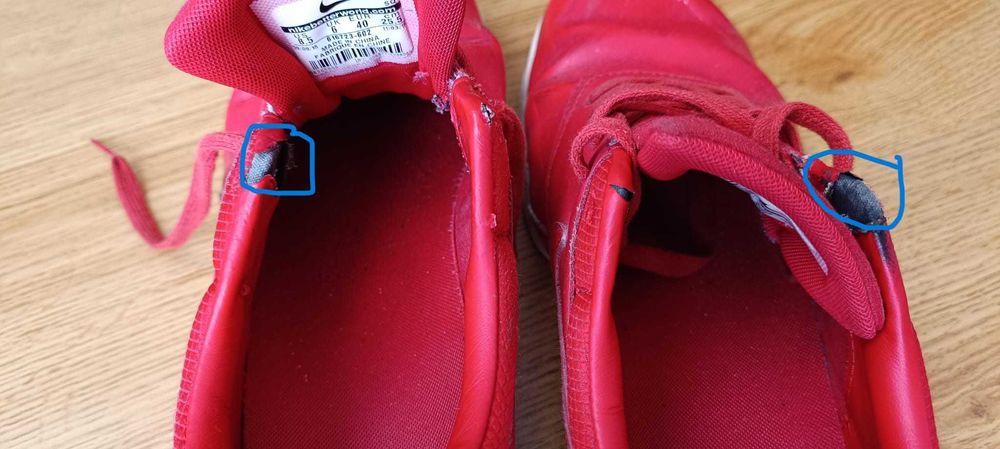 Buty Nike czerwone 40