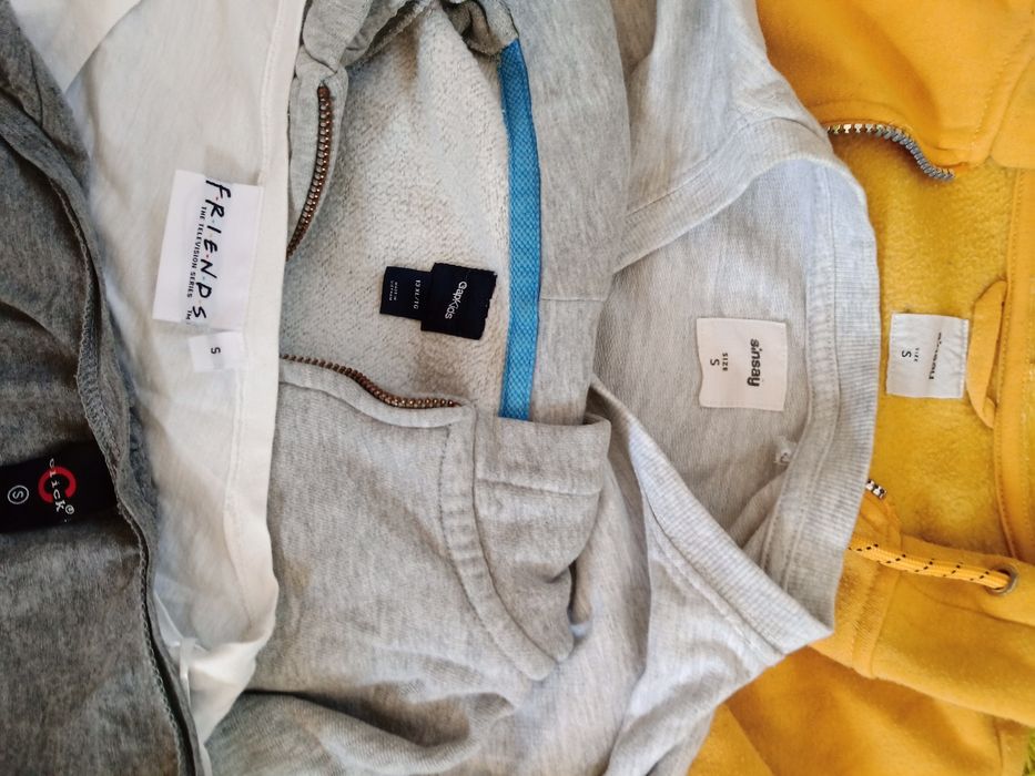 Zestaw bluz rozm  S t-shirt