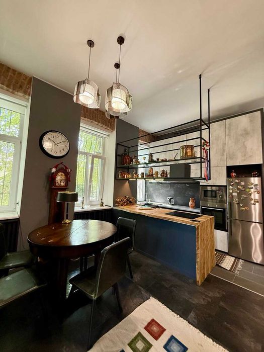 Продаж квартири вашої мрії в ЦЕНТРІ+ГАРАЖ!Код:21696