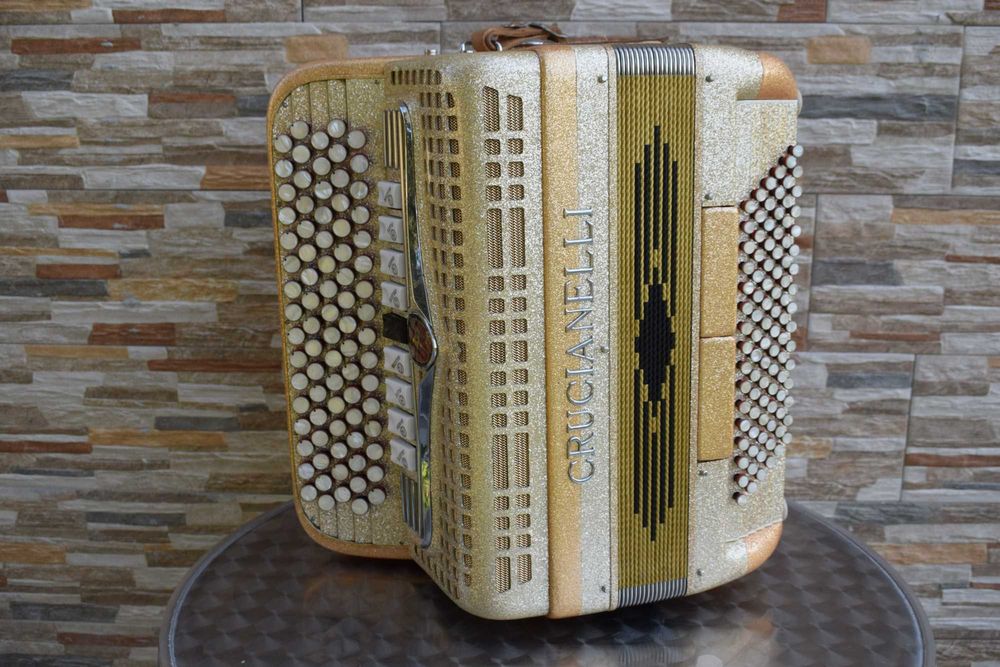 Acordeao Crucianelli 3 Voz. 96 Baixos N 249