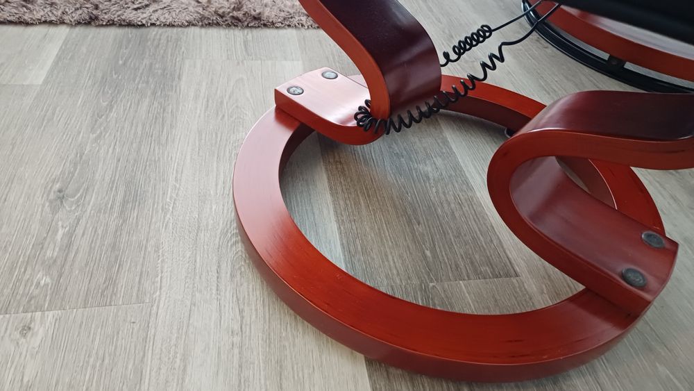 Poltrona em pele vibratória electrica