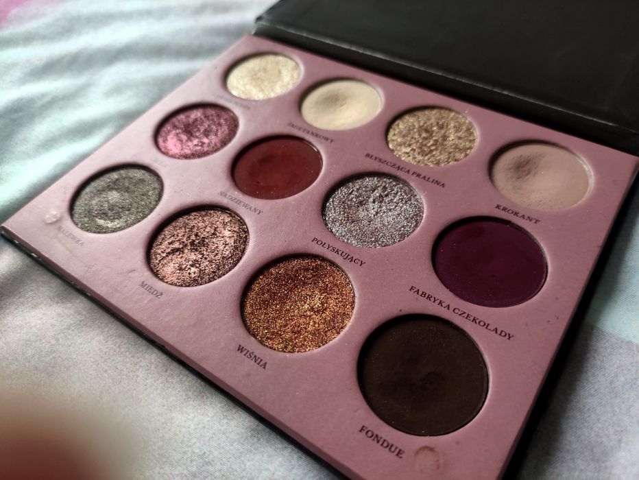 Paleta cieni "Wiśnia w czekoladzie" z Glam Shop