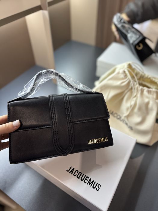 Сумка в стилі Jacquemus»