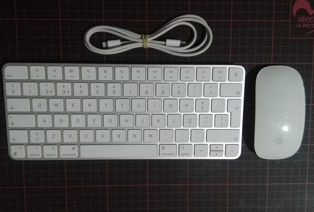 Apple Magic Keyboard + Magic Mouse (Original)