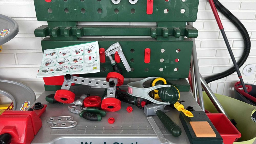 Bancada Bosch Theo Klein nº1 — 150 peças