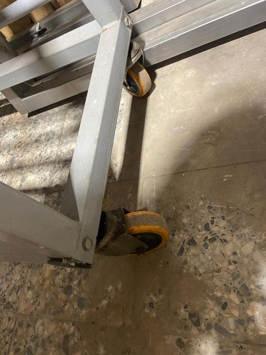 Porta rolos  de tecido com 1,4 metros