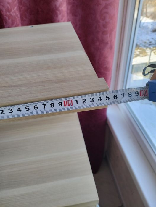 Меблі 2 полички і столик