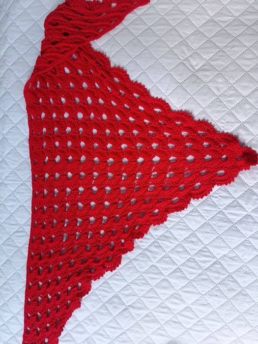 Chusta handmade  czerwona