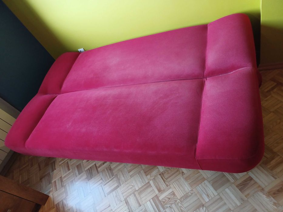 Kanapa wersalka dwuosobowa Bajka Bodzio czerwona używana dobry stan