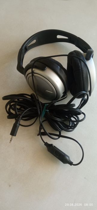 Продам навушники Philips SHP 2500