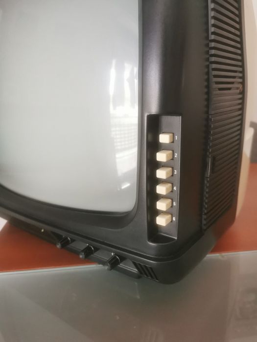 TV Philips vintage portátil  12V.