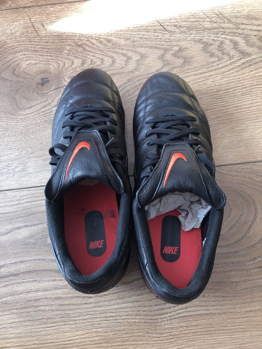 Korki piłkarskie nike