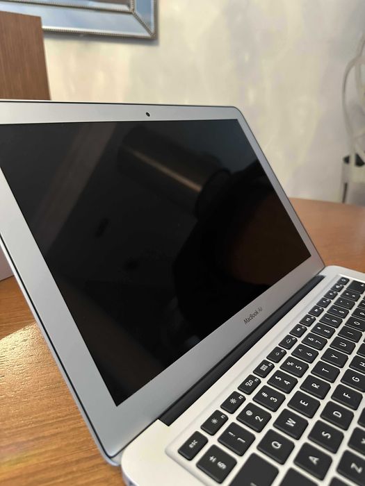 MacBook Air 13,3” 2015 (A1466) 8GB RAM, 128GB SSD – stan idealny