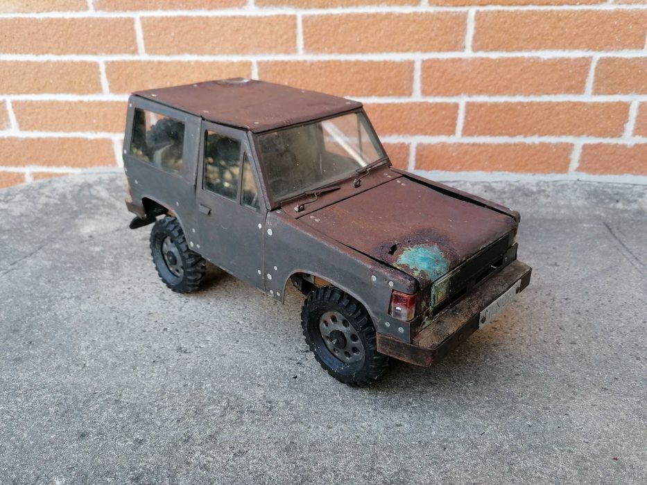 Carro Mitsubishi Pajero, artesanal, 36 cm