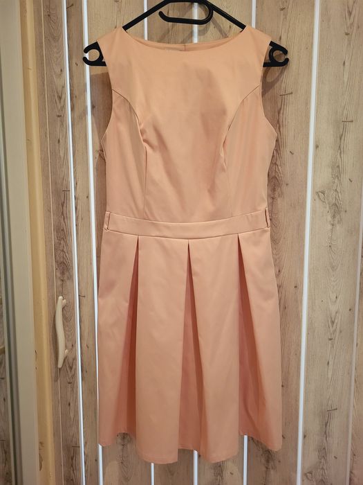 Sukienka pudrowy róż