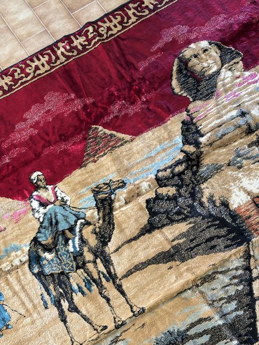 Tapete africano em otimas condicões