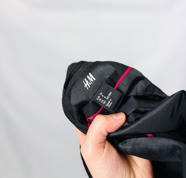 Czarna marynarka z satynowymi klapami M 38