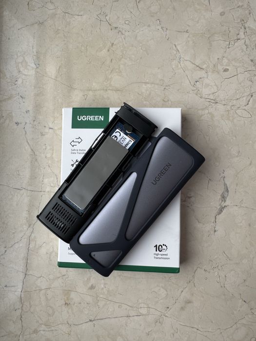 UGREEN CM400 зовнішній корпус для M.2 NVMe SSD USB 3.2 Gen2