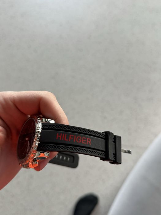 Годинник tommy hilfiger