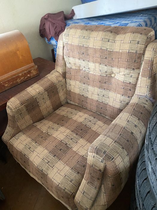 Мʼякі крісла  продам