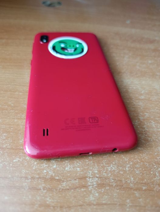 Продам Смартфон Samsung Galaxy A10 2/32GB 2 SIM LTE 6