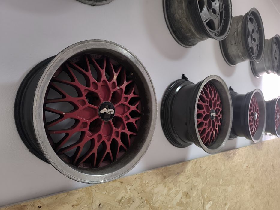 Jantes aez 15, compomotive 15 e Mercedes 16 troco por atrelado