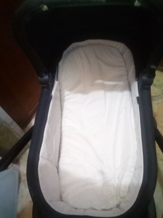 Carrinho bebe Chicco  novo de exelente qualidade 15€