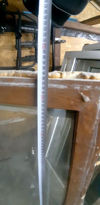 Witryna PCV 147x144 z roletą