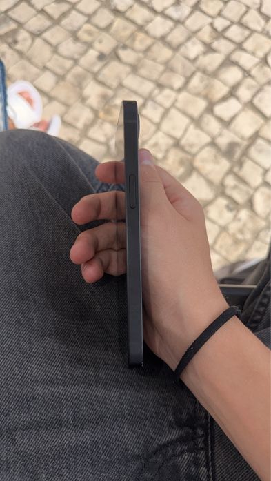 Iphone 16e novo