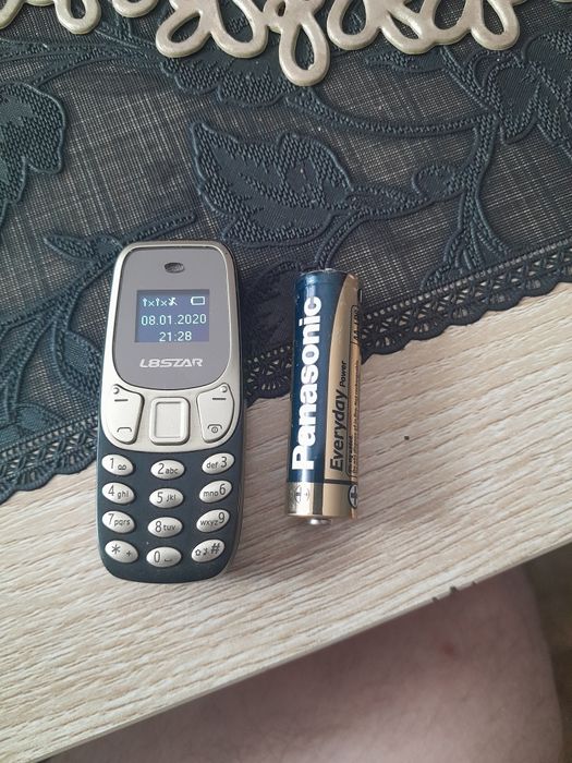 Mini telefon l8star