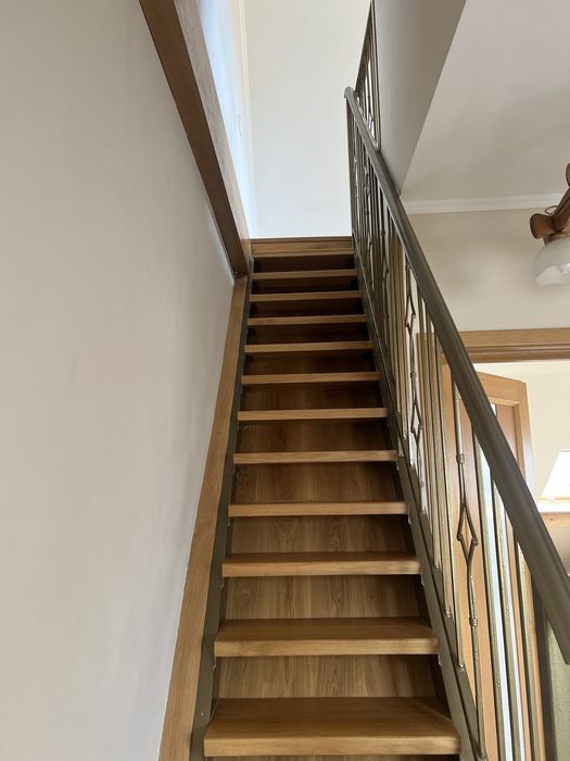 Здам в оренду комерційне приміщення по вул. Банковій в центрі міста.