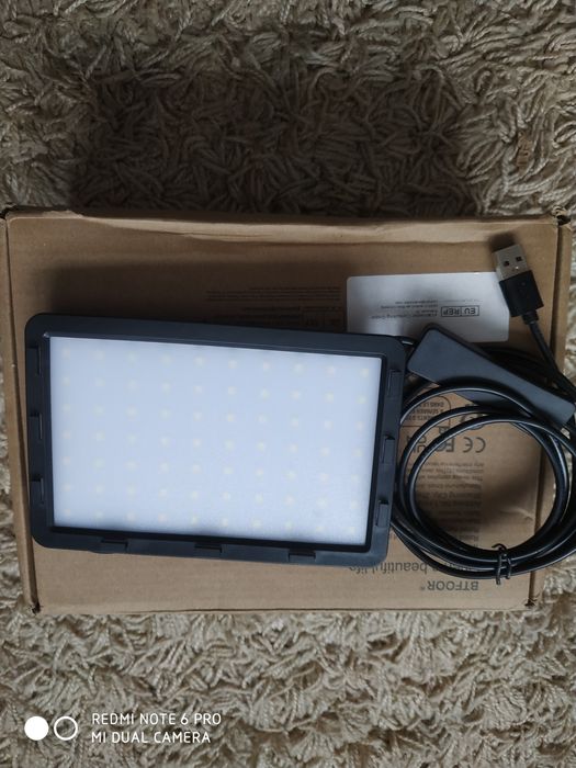 Портативне світло для фото або відео