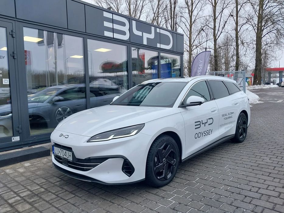 BYD Seal 6 BYD Seal 6 DM-i Touring Comfort Lite