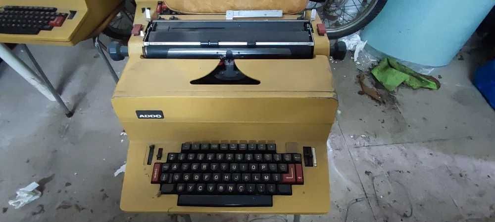 Máquinas de escrever