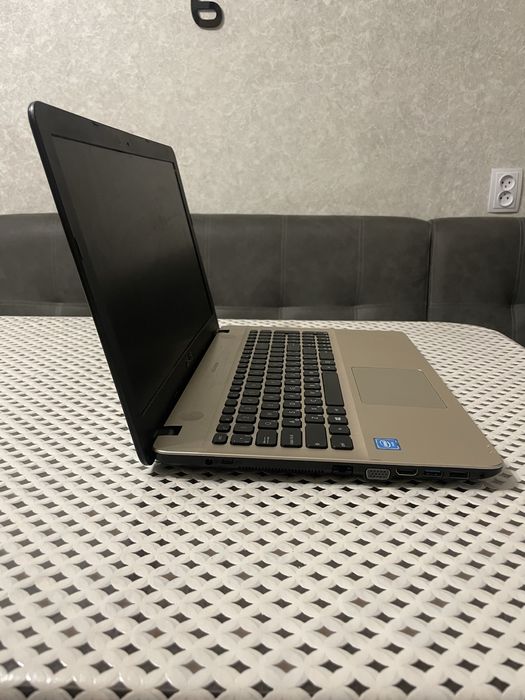Ноутбук Asus x541s